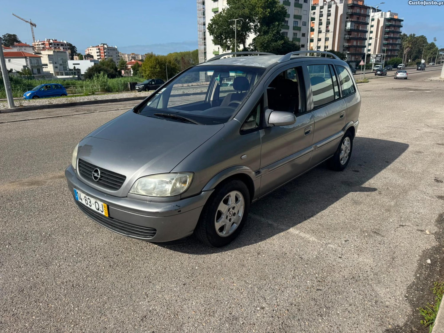 Opel Zafira Diesel 7 lugares — fotografia 2
