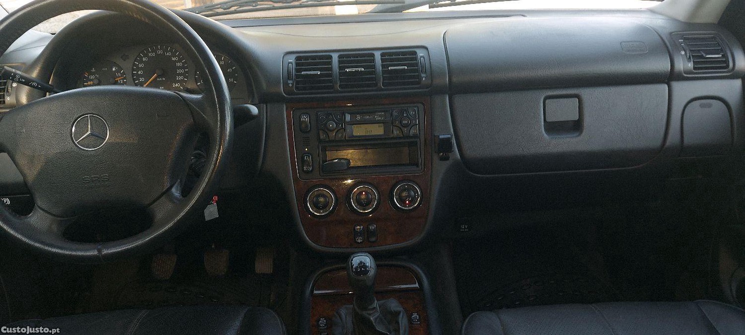Mercedes-Benz Classe M 5 lugares — fotografia 7