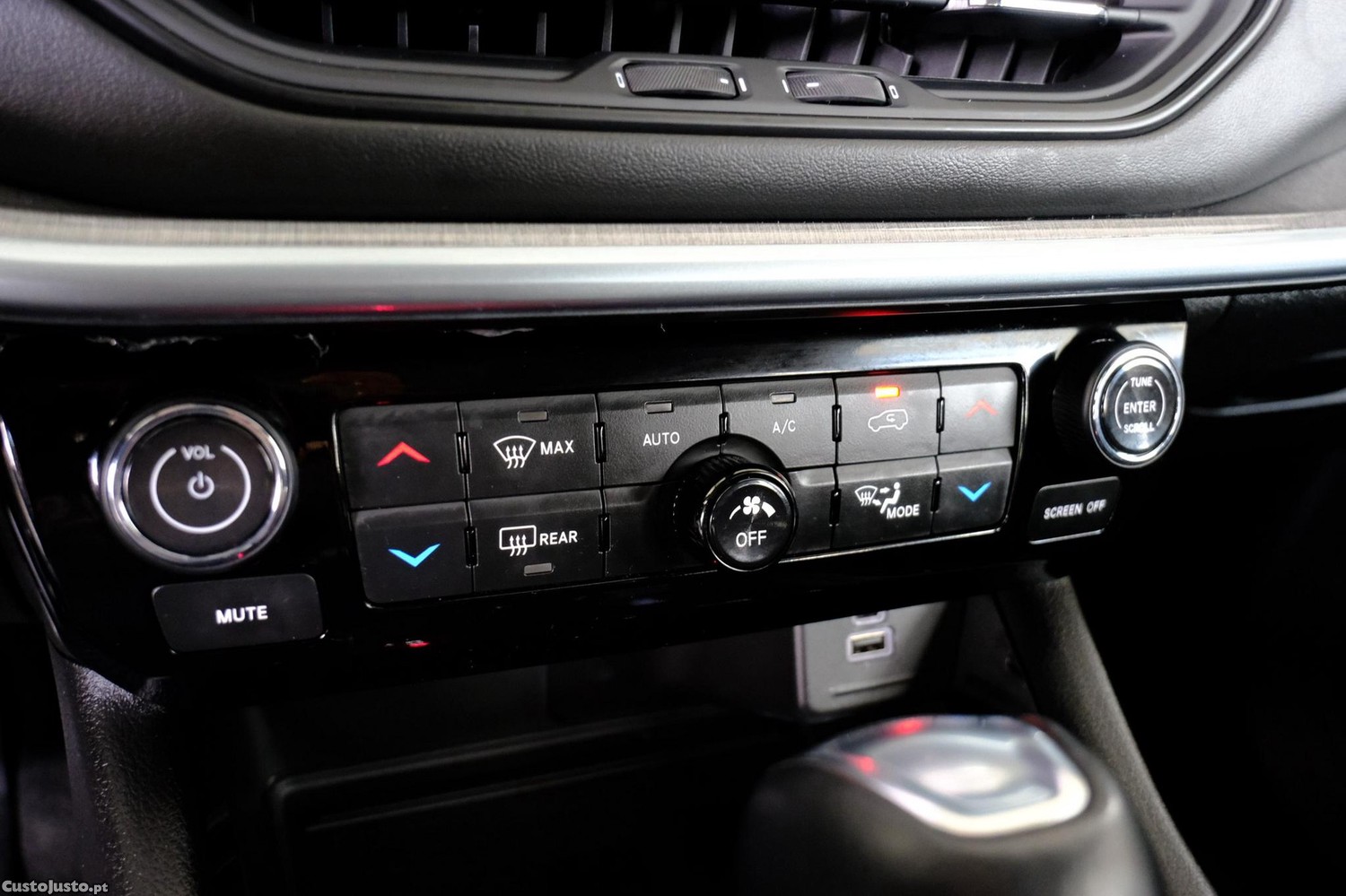 Jeep Compass 1.3 TG 4Xe S — fotografia 4