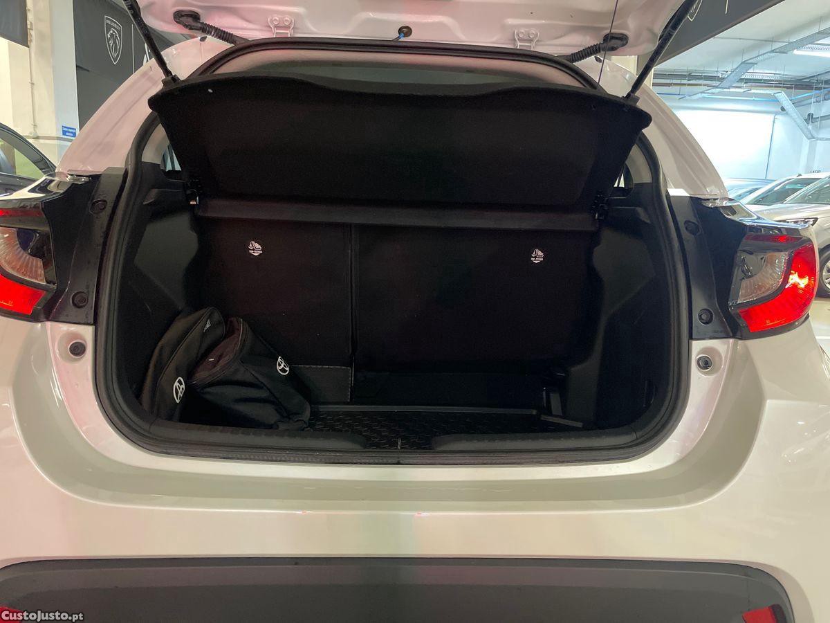 Toyota Yaris 1.5 HDF Comfort Plus — fotografia 6