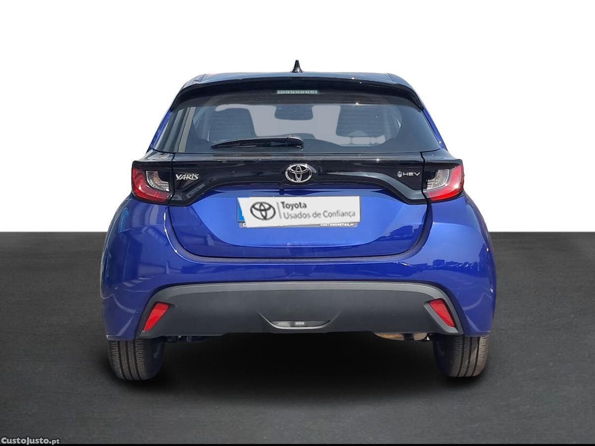 Toyota Yaris 1.5 HDF Comfort Plus — fotografia 12