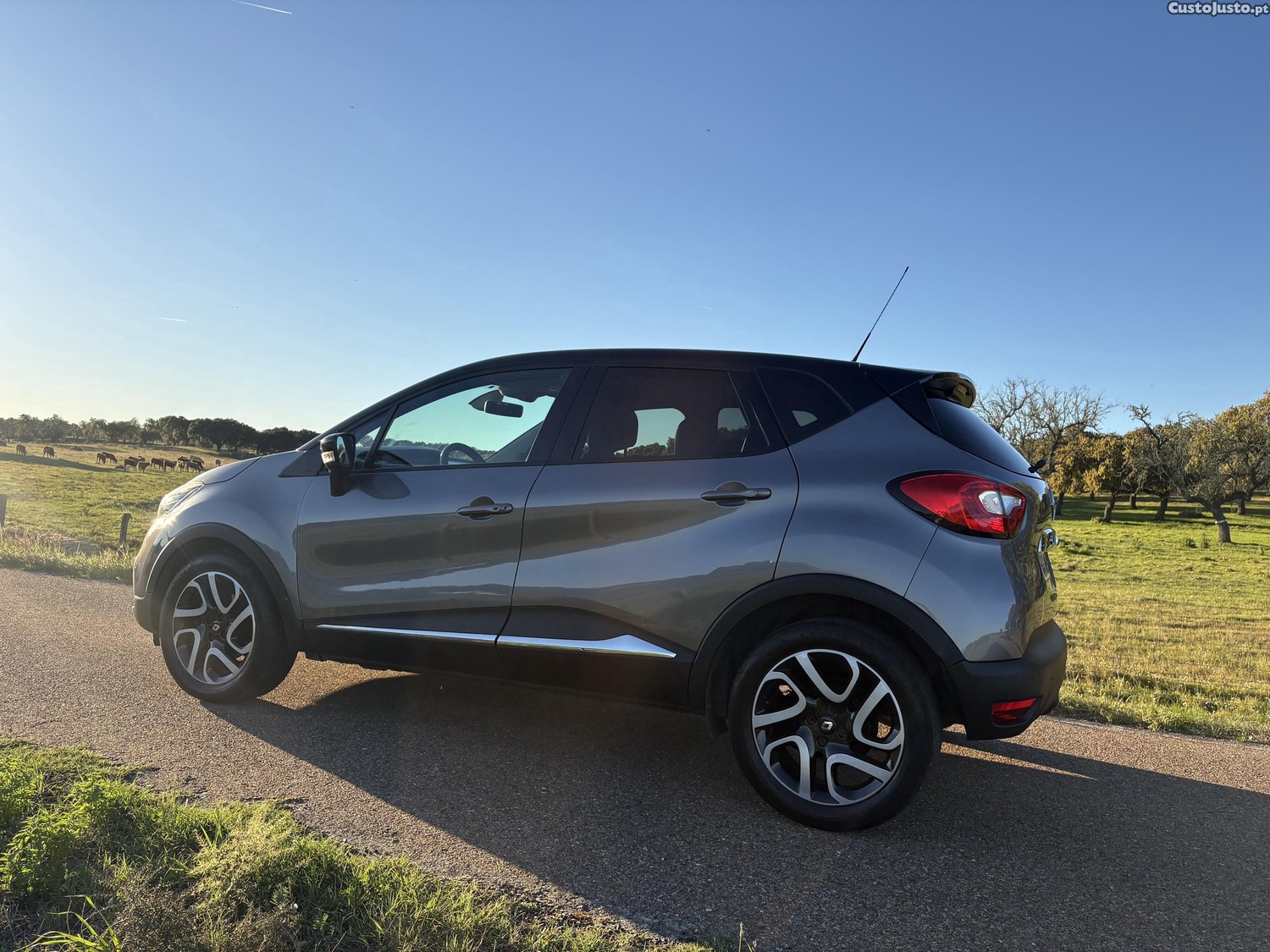 Renault Captur 1.5 DCI SPORT — fotografia 9