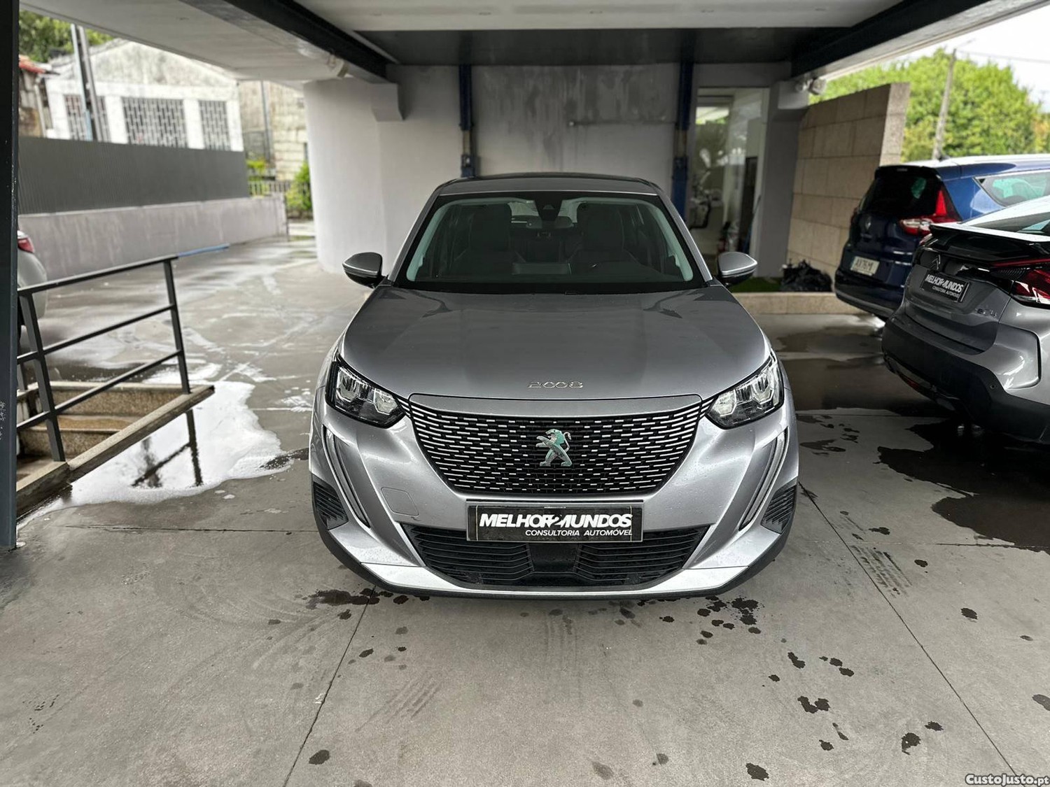 Peugeot 2008 50 kWh Active Pack — fotografia 20