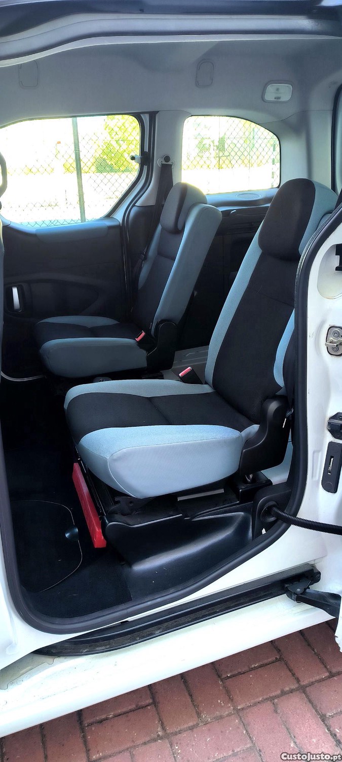 Citroën Berlingo 1.6 HDI TPMR Rampa Cadeira Rodas Garantia 18M Profissional — fotografia 3