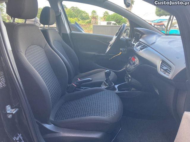Opel Corsa 1.3 CDTi Dynamic — fotografia 2