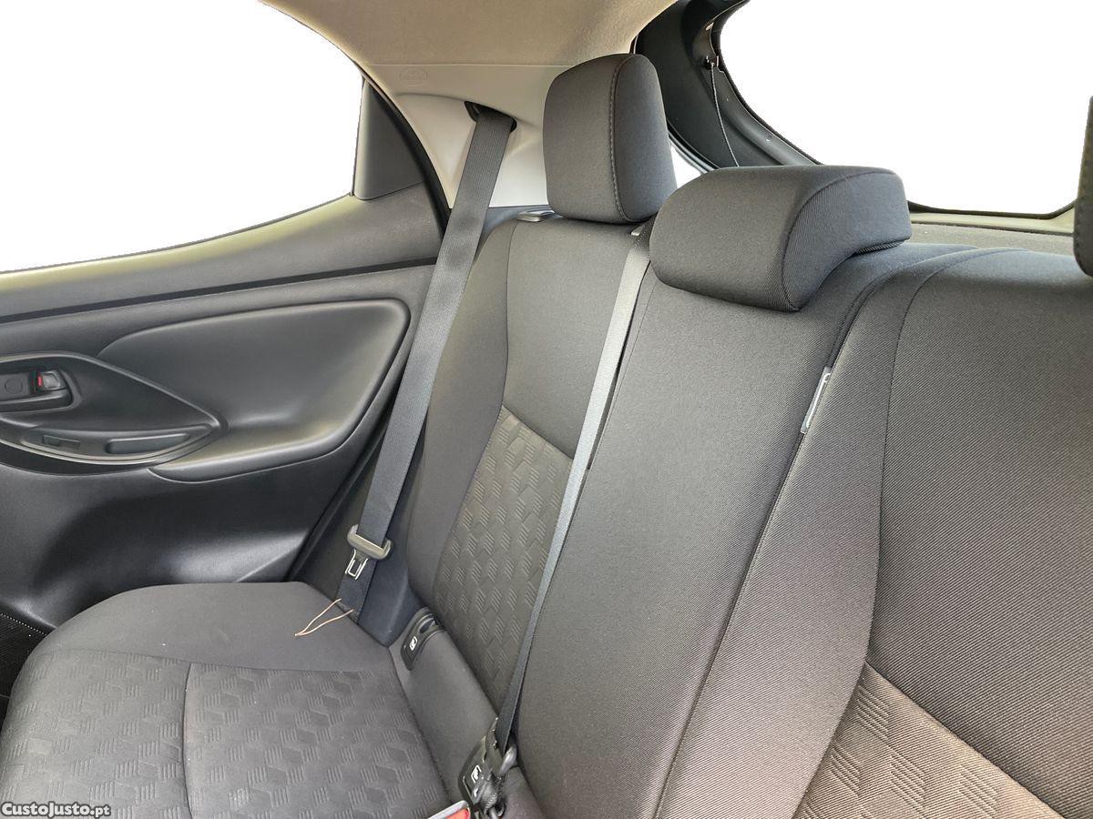 Toyota Yaris 1.5 HDF Comfort Plus — fotografia 7