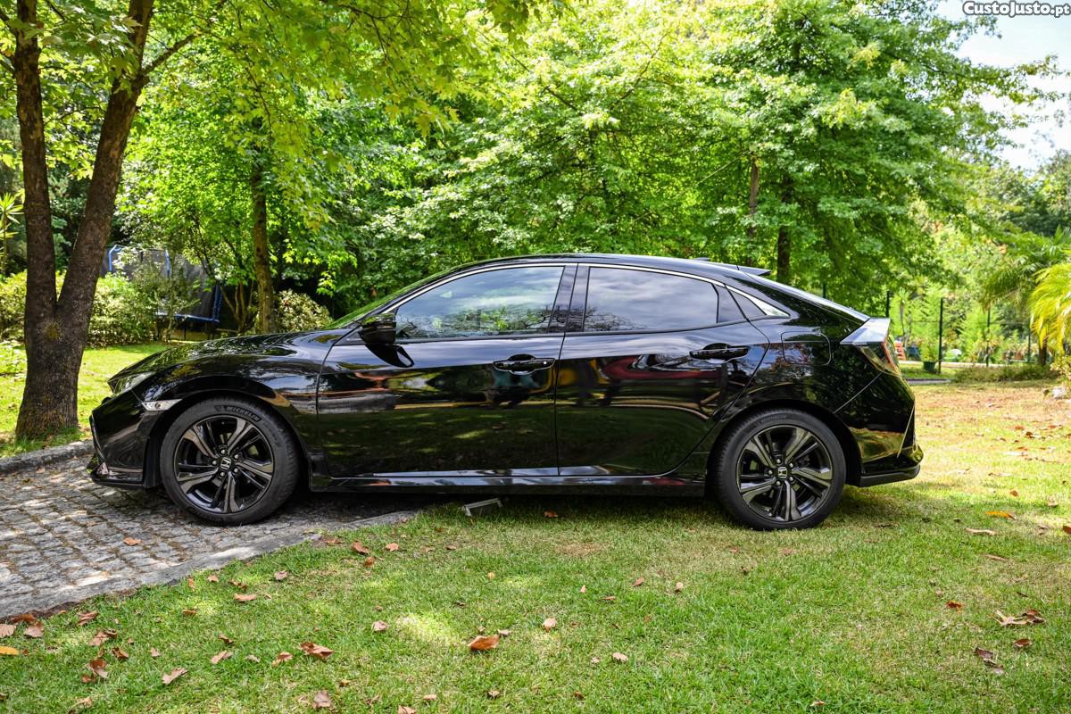 Honda Civic 1.0 i-VTEC Executive — fotografia 20