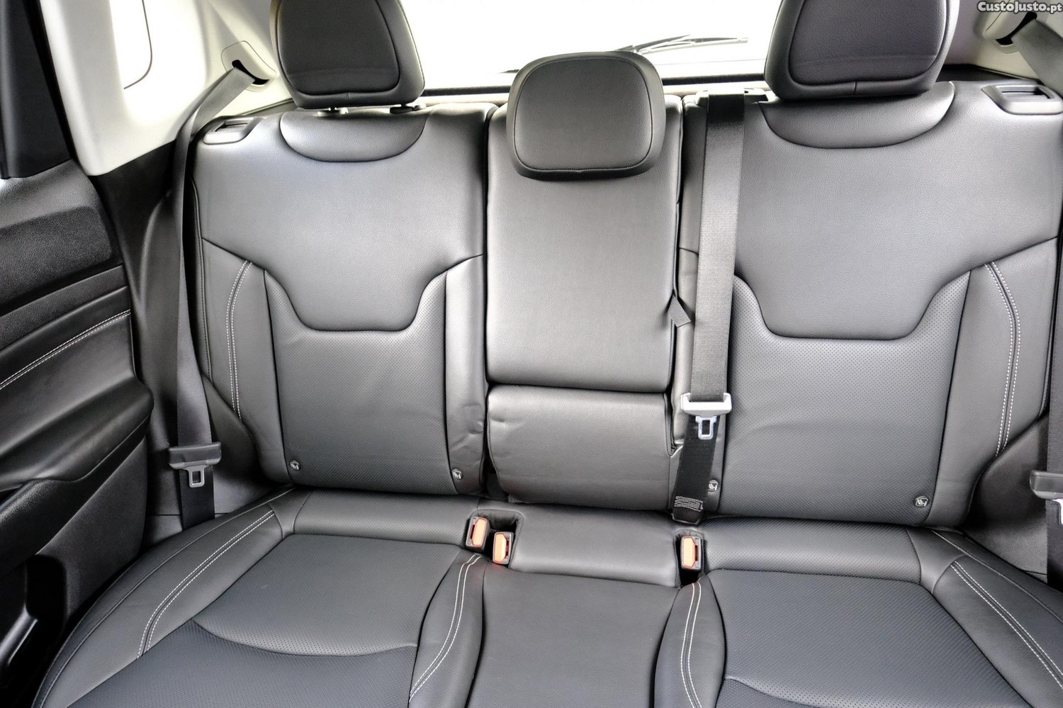 Jeep Compass 1.3 TG 4Xe S — fotografia 14