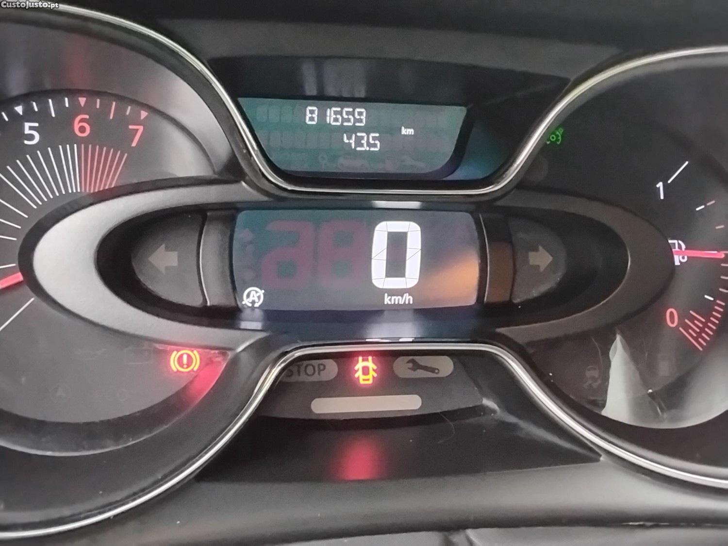 Renault Captur TCE EXCLUSIVE - 16 foto 4