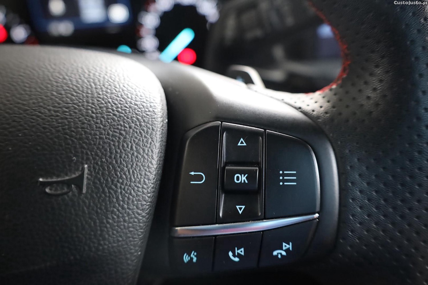 Ford Focus 1.0 EcoBoost MHEV ST-Line Aut — fotografia 7