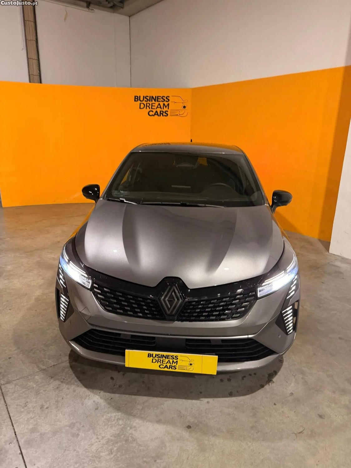 Renault Clio 1.6 E-Tech Full Hybrid Esprit Alpine — fotografia 18