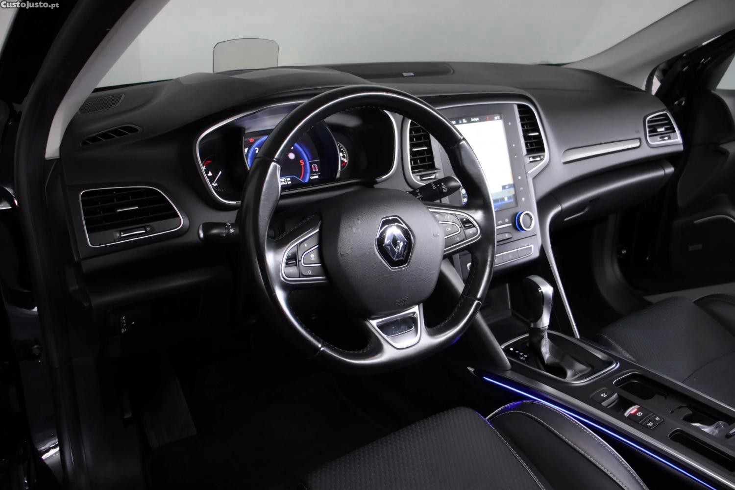Renault Mégane 1.5 dCi Bose Edition — fotografia 13