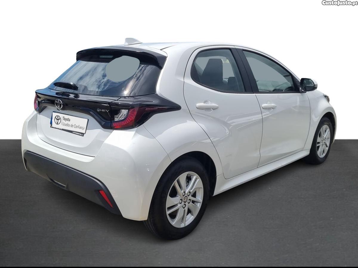 Toyota Yaris 1.5 HDF Comfort Plus — fotografia 3