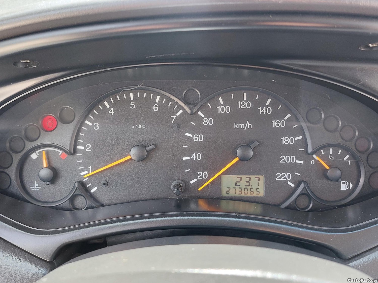 Ford Focus SW 1.4 16v 75cv, a.c, j.l.l, bom estado — fotografia 8