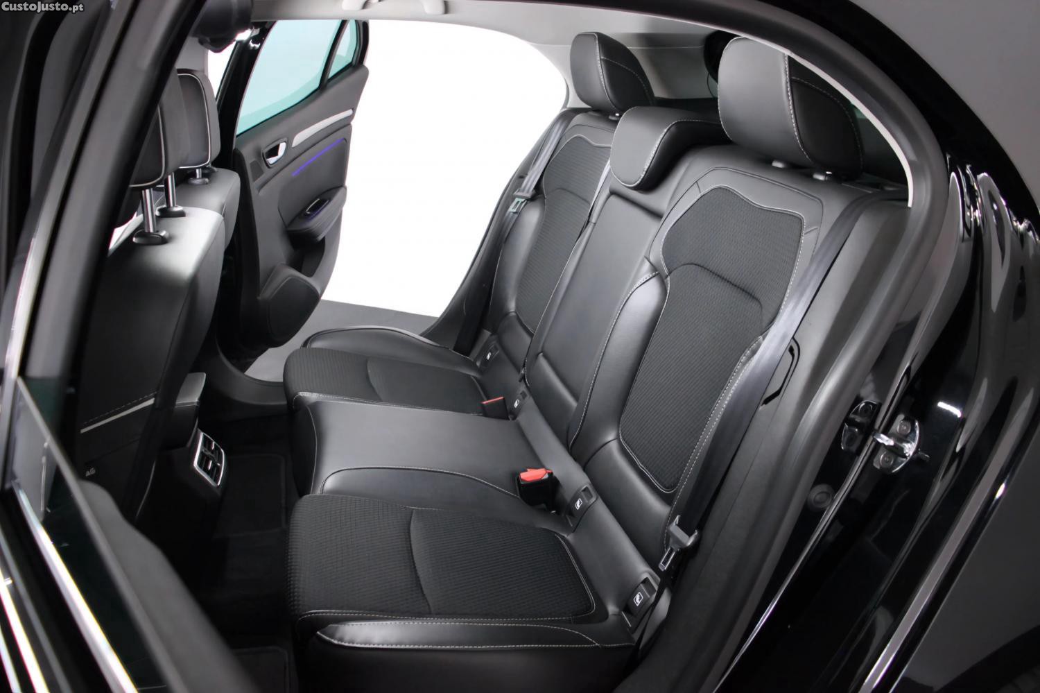 Renault Mégane 1.5 dCi Bose Edition — fotografia 5