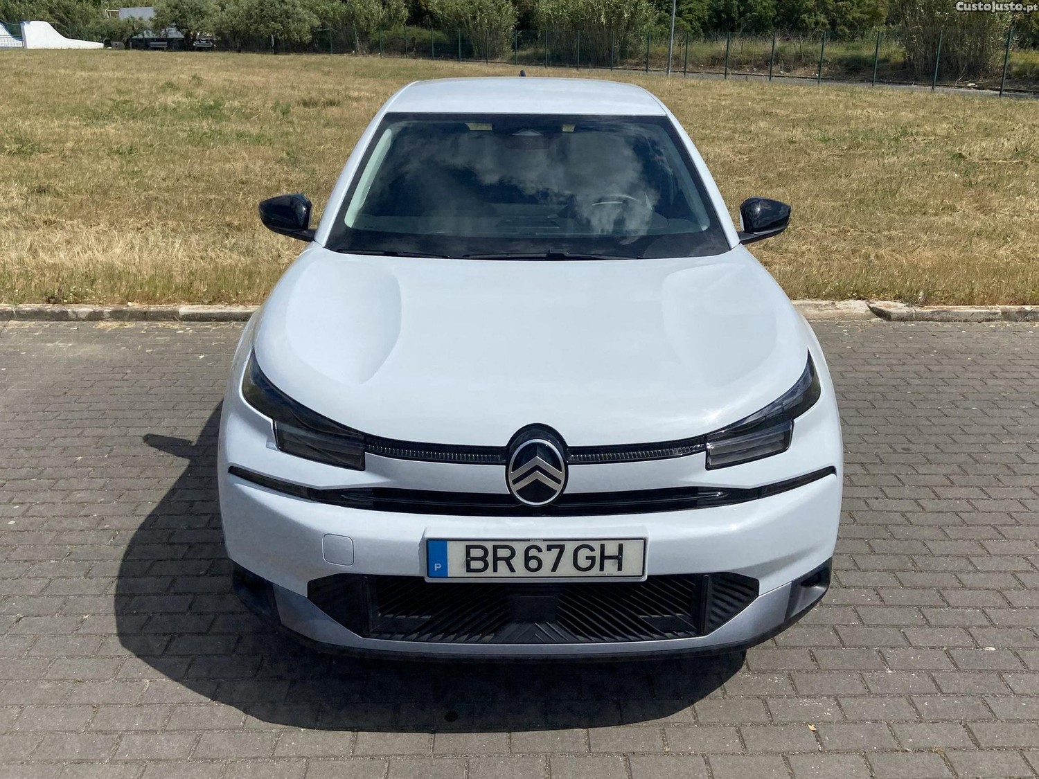 Citroën C4 1.2 Hybrid Plus e-DSC6 — fotografia 12