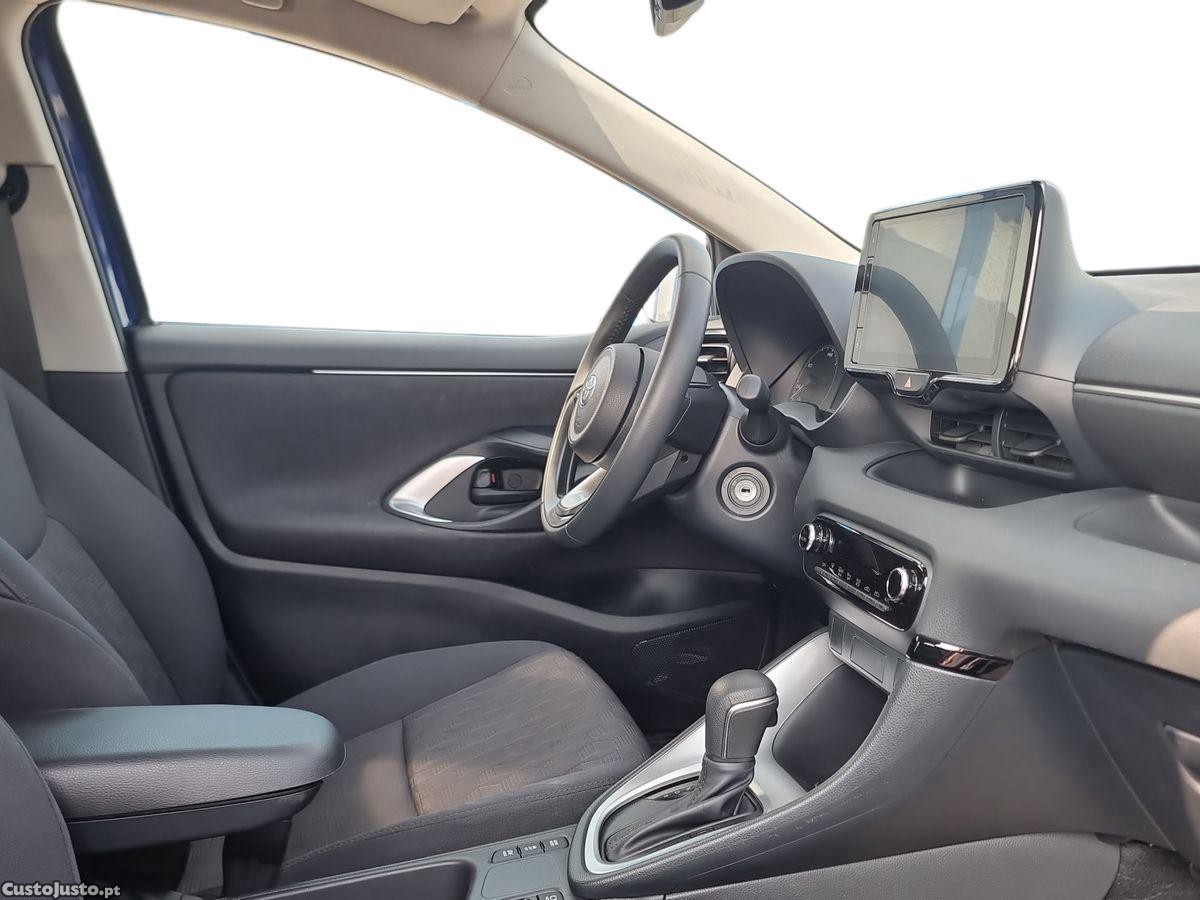 Toyota Yaris 1.5 HDF Comfort Plus — fotografia 10