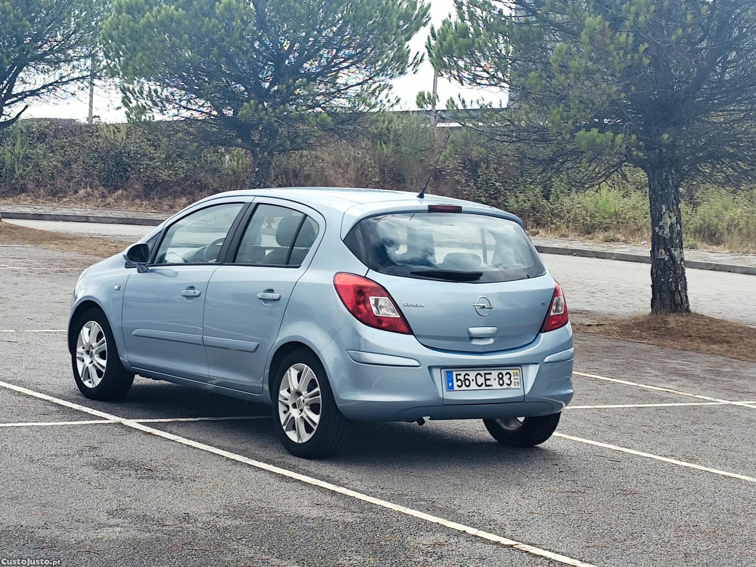 Opel Corsa 1.2 — fotografia 3