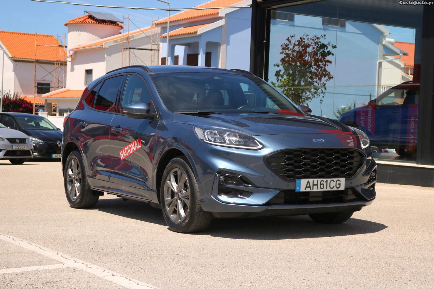 Ford Kuga 2.5 PHEV ST-Line X Auto 225cv - 21 foto 2