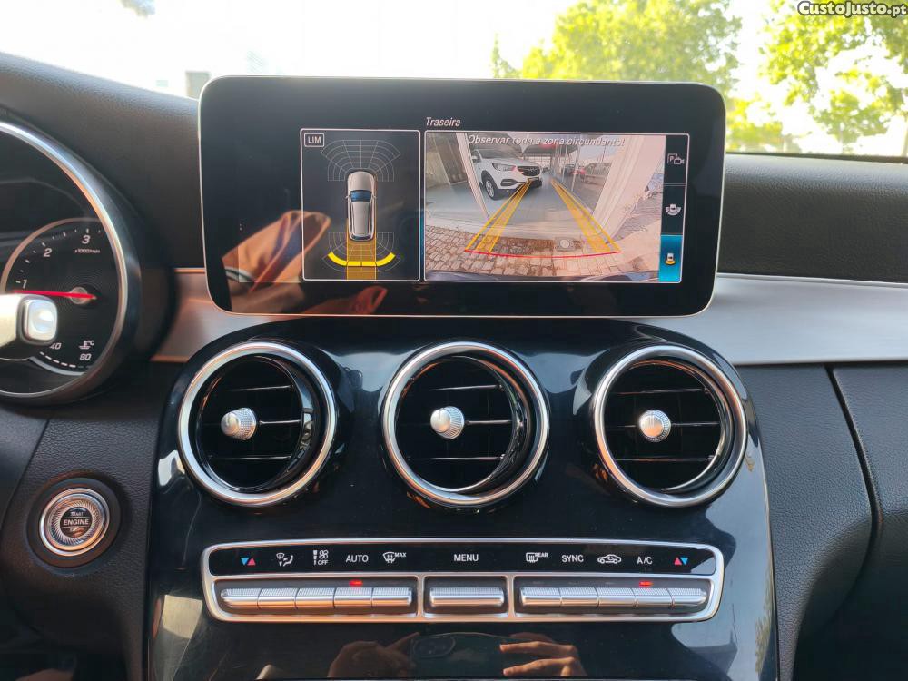 Mercedes-Benz C 220 d AMG Line — fotografia 4