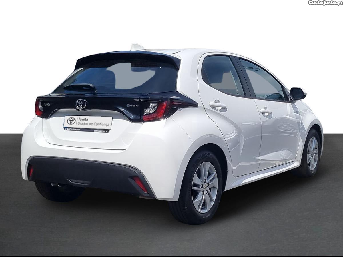 Toyota Yaris 1.5 HDF Comfort Plus — fotografia 3