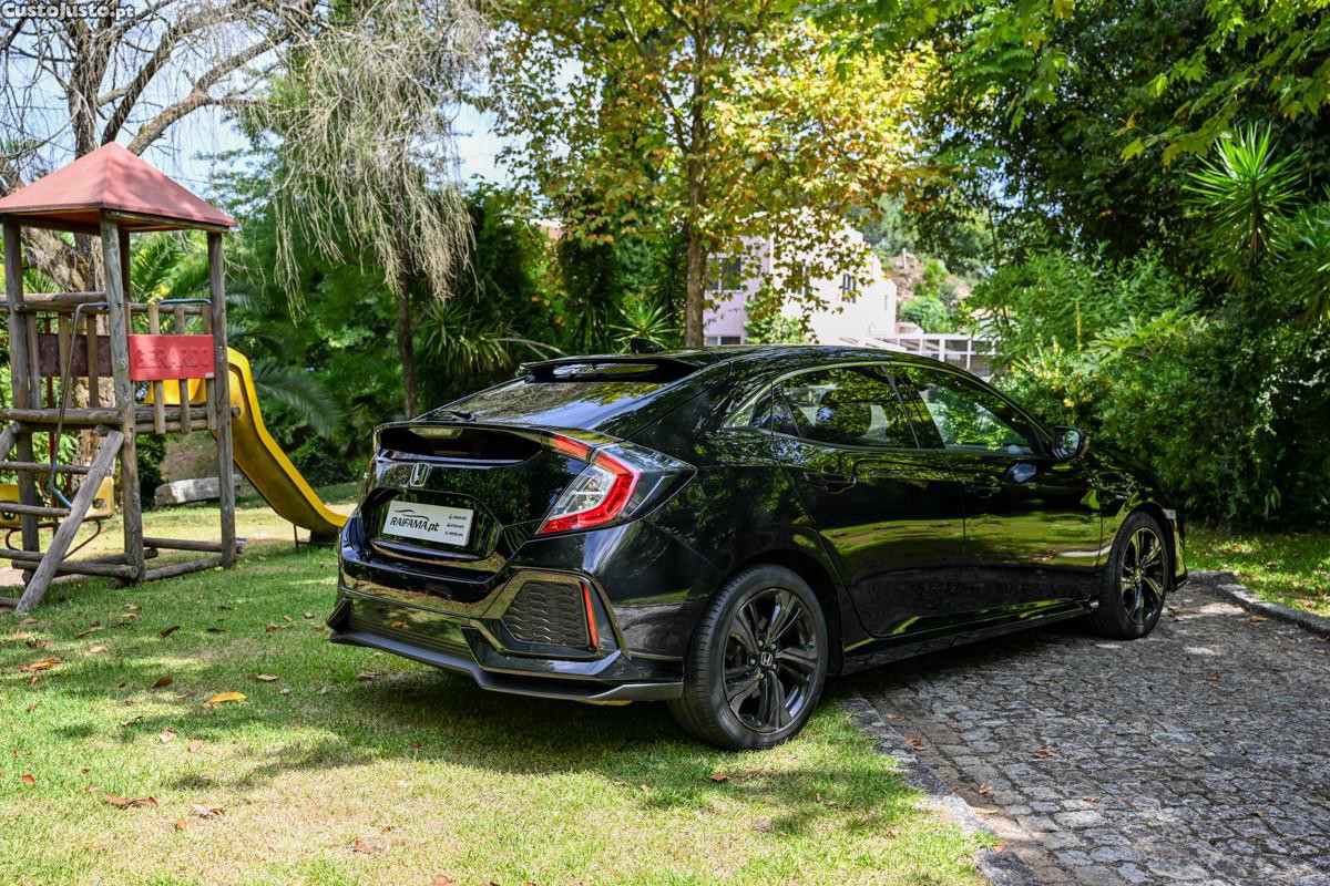 Honda Civic 1.0 i-VTEC Executive — fotografia 15