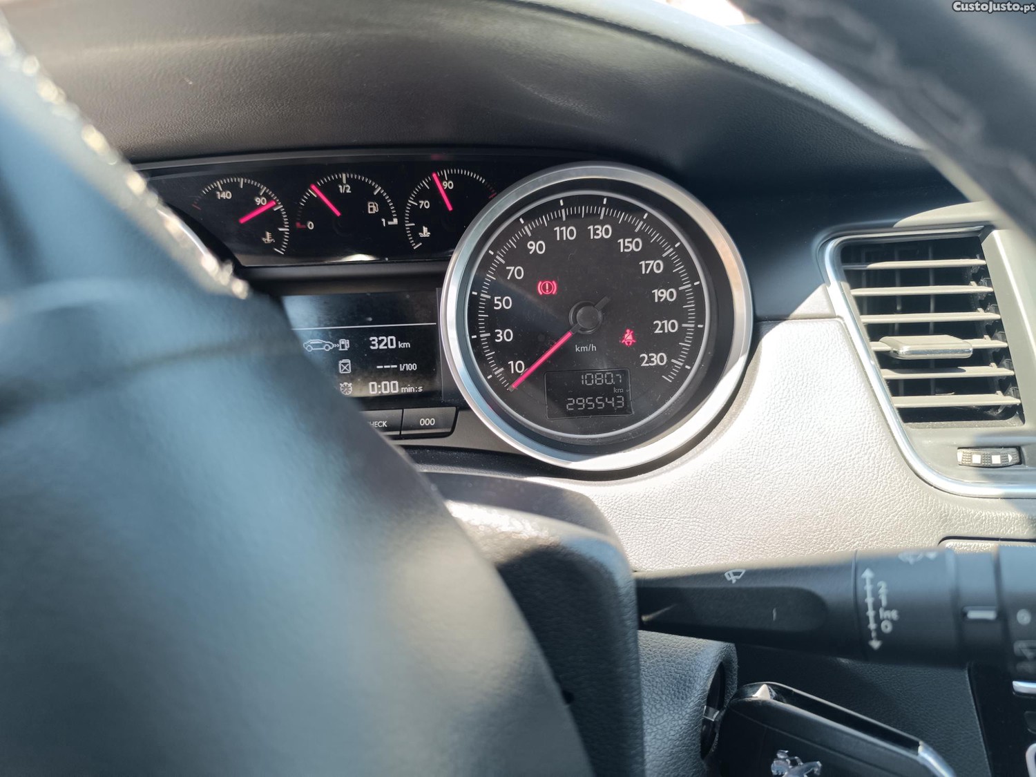 Peugeot 508 1.6 HDi 120 cv — photo 5