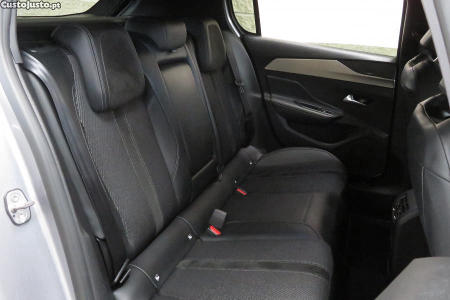 Peugeot 308 1.6 Hybrid GT e-EAT8 — fotografia 12