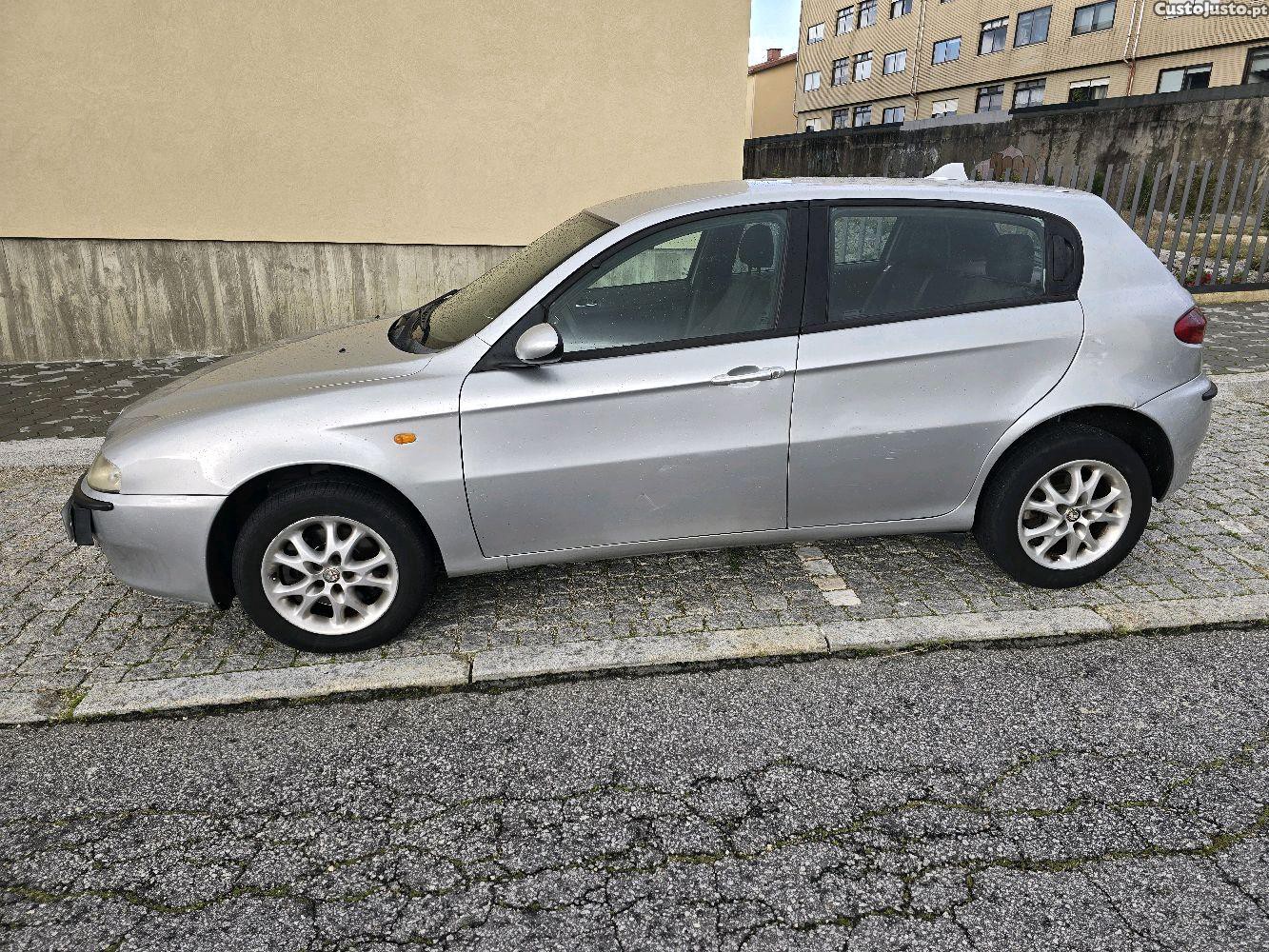 Alfa Romeo 147 1.9 JTD — fotografia 10