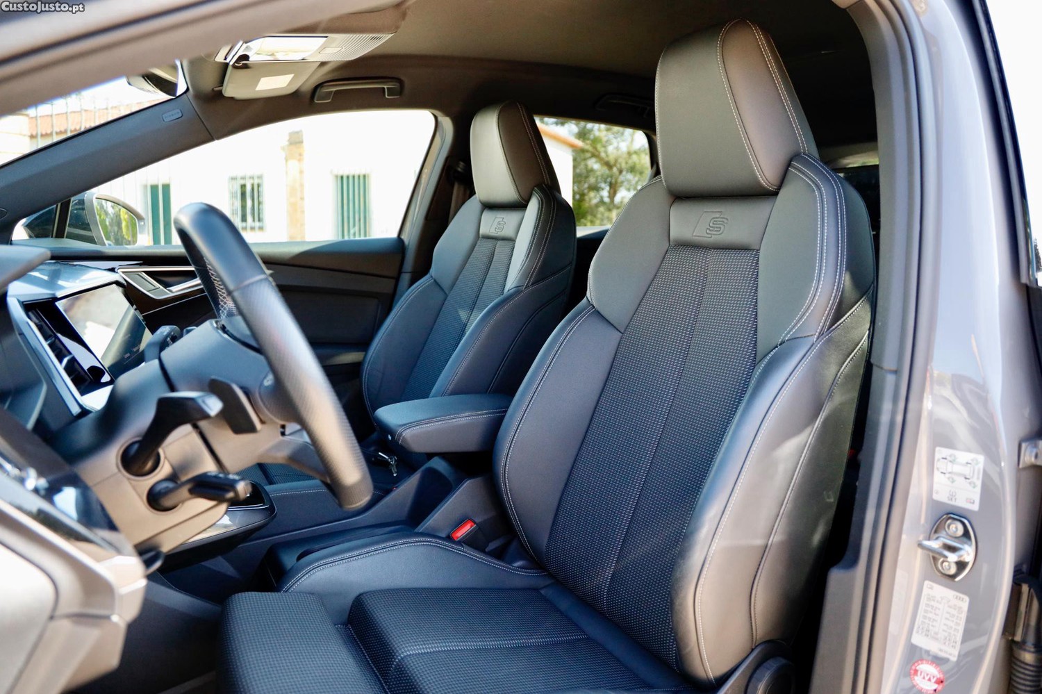 Audi Q4 40 E-Tron — fotografia 2
