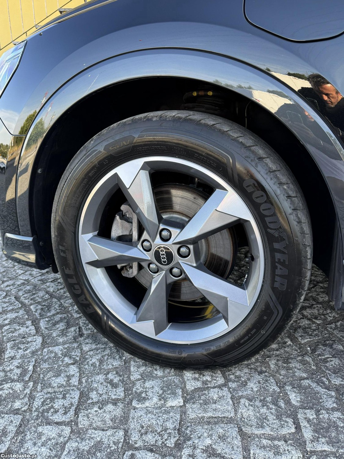 Audi Q3 Sportback 45 TFSI-e S-Line — fotografia 2