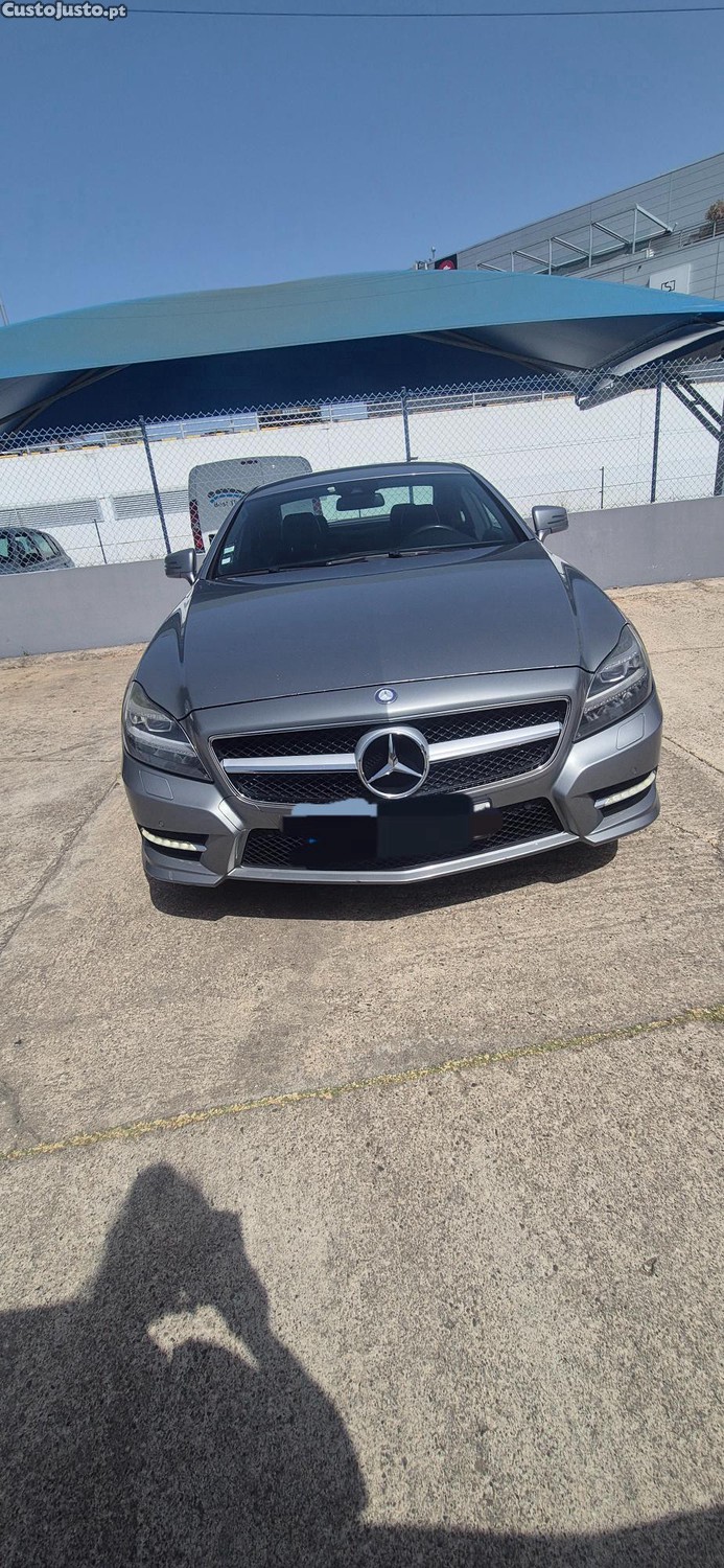 Mercedes-Benz CLS 350 Amg — fotografia 4