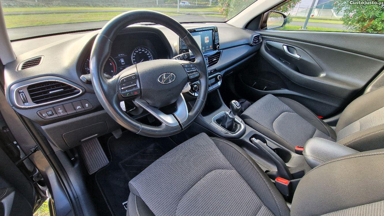 Hyundai i30 SW 1.6 CRDi COMFORT NAVI — fotografia 7