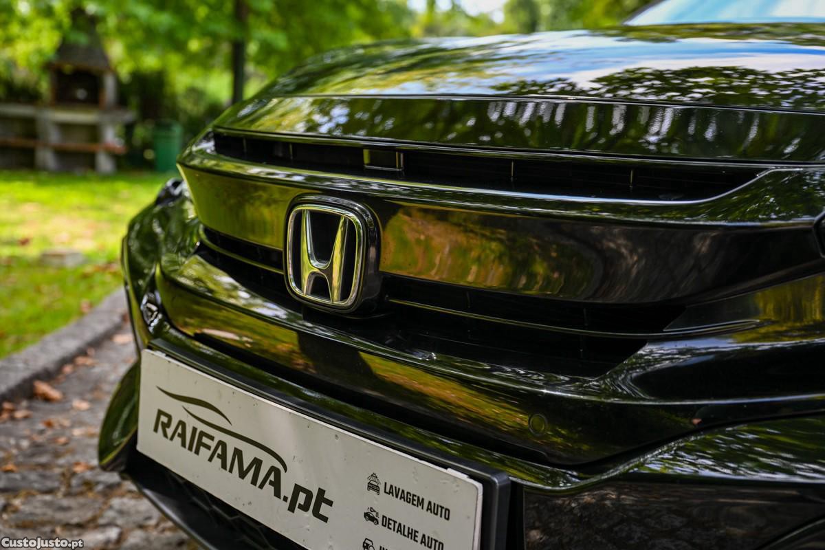 Honda Civic 1.0 i-VTEC Executive — fotografia 13