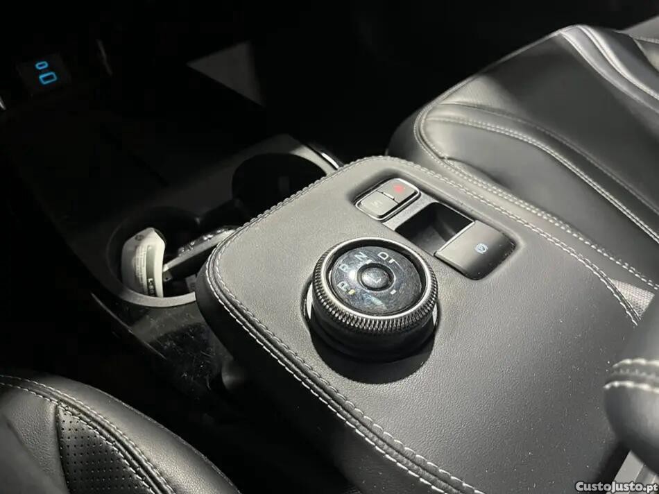 Ford Mustang Mach-E 98.7 kWh Premium AWD — fotografia 9