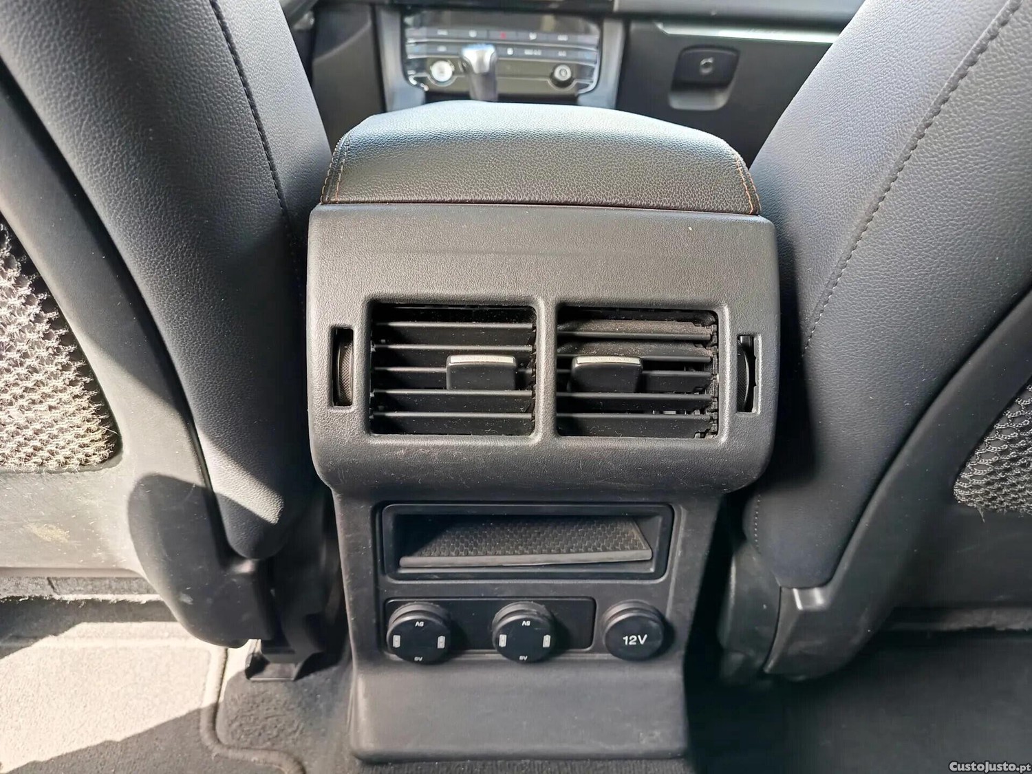 Jaguar F-Pace 2.0 i4D Prestige AWD — fotografia 8