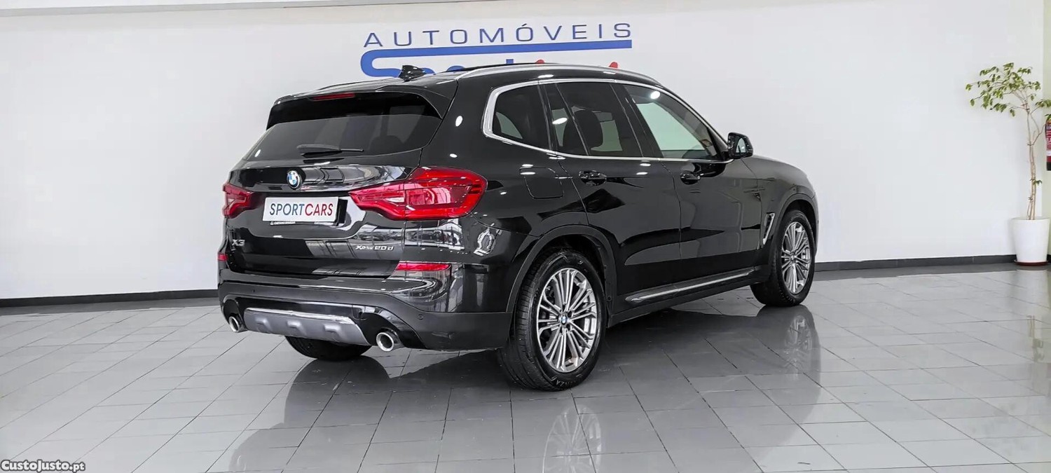 BMW X3 20 d xDrive Line Luxury — fotografia 30