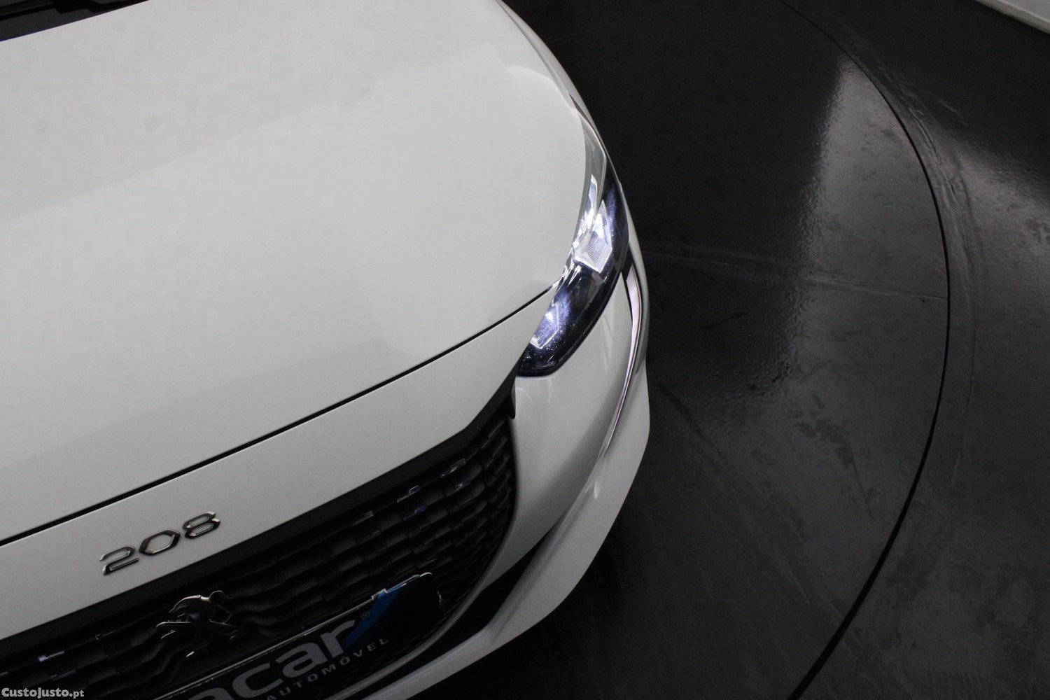 Peugeot 208 1.5 BlueHDI 100 ALLURE — fotografia 7