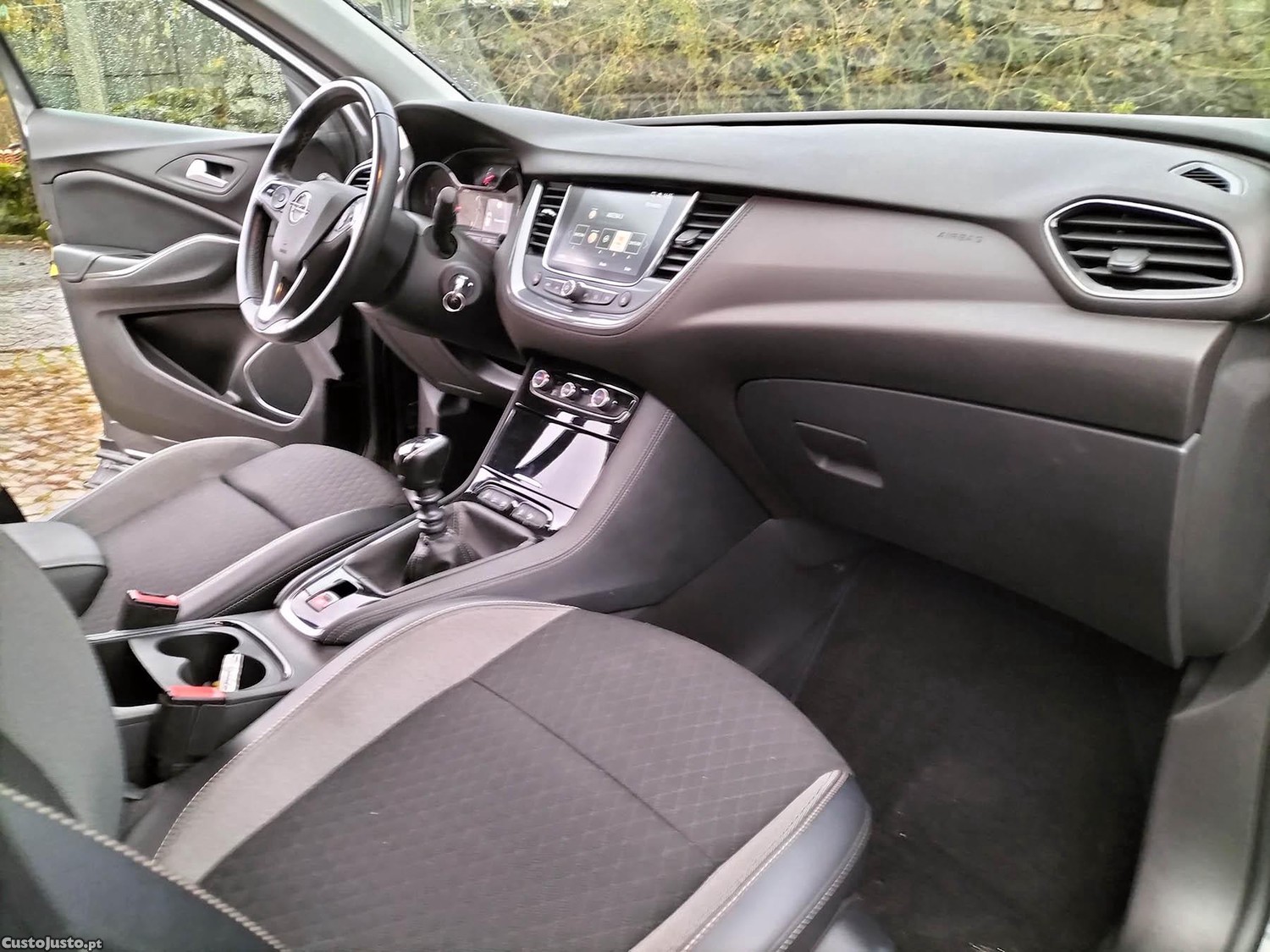 Opel Grandland X 1.2i Turbo Design Line 130cv — fotografia 6