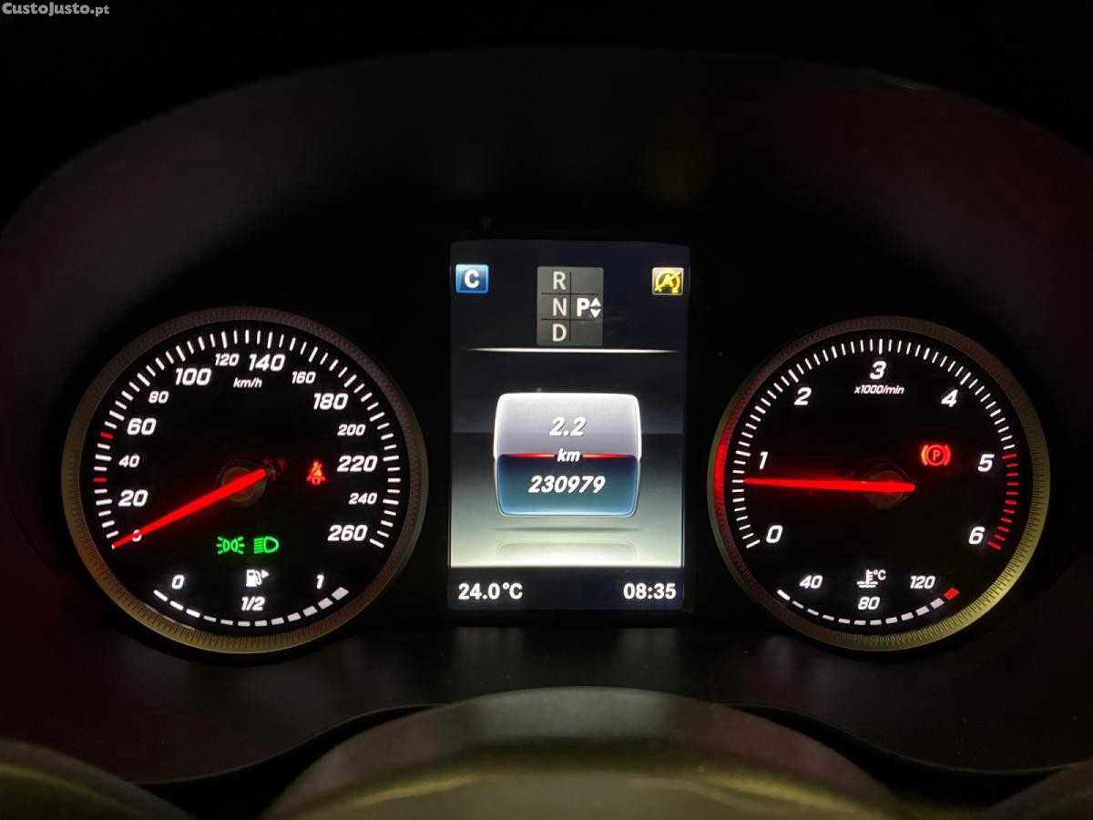 Mercedes-Benz C 200 d Station Wagon — fotografia 5