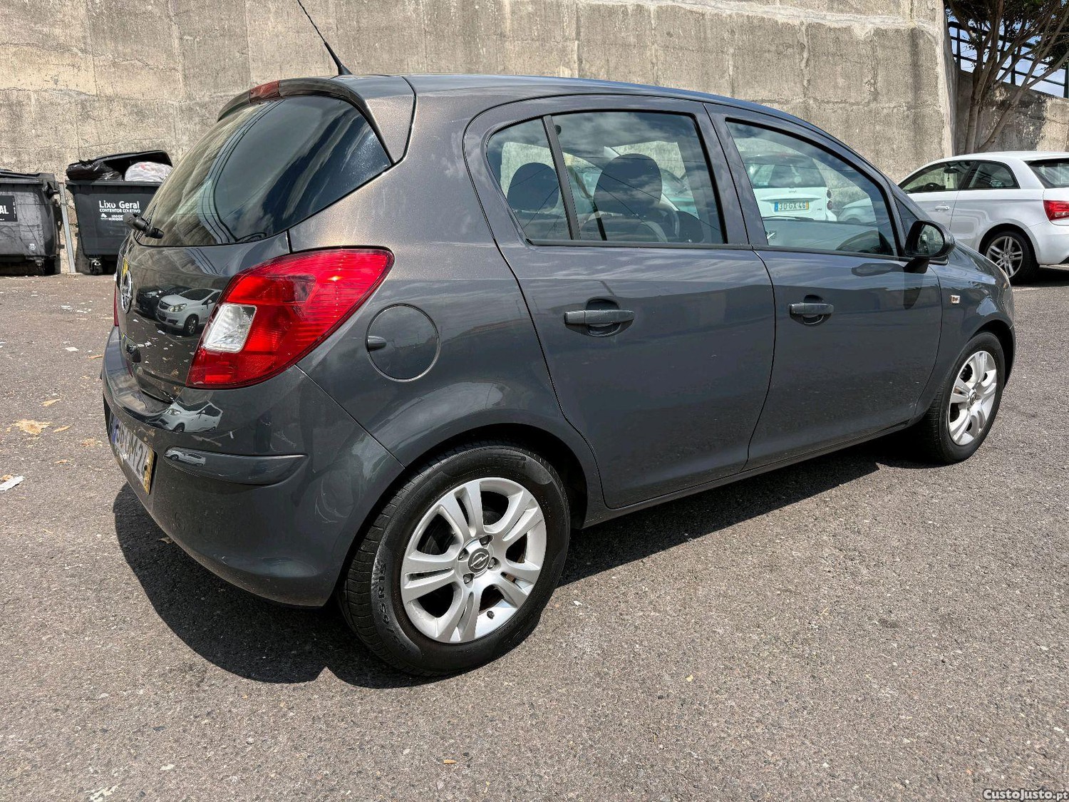 Opel Corsa D 1.2 — fotografia 6