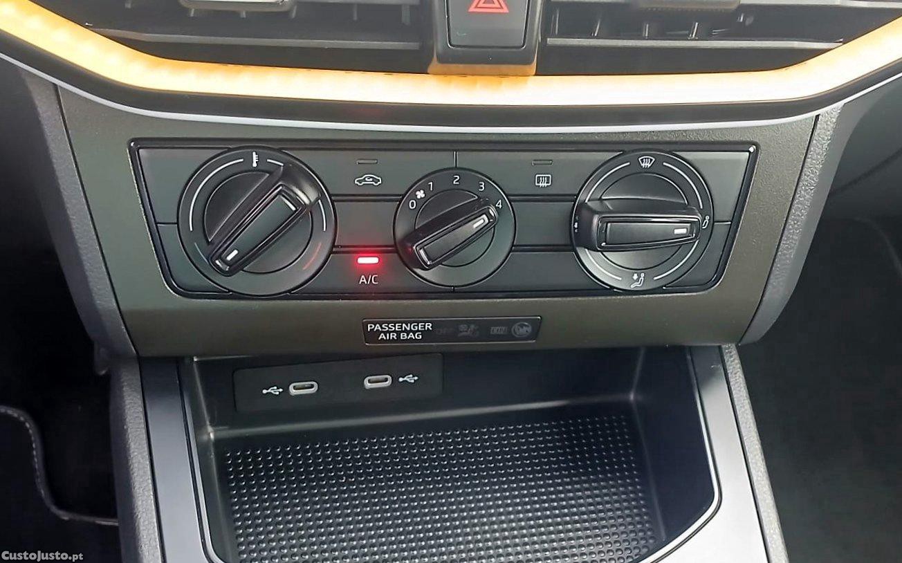 SEAT Ibiza 1.2 TSI Reference — fotografia 3