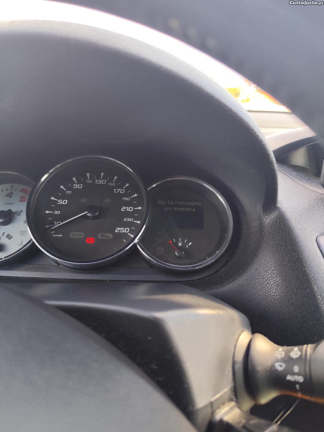 Renault Mégane GT line EDC 1.5. 110cv — fotografia 8