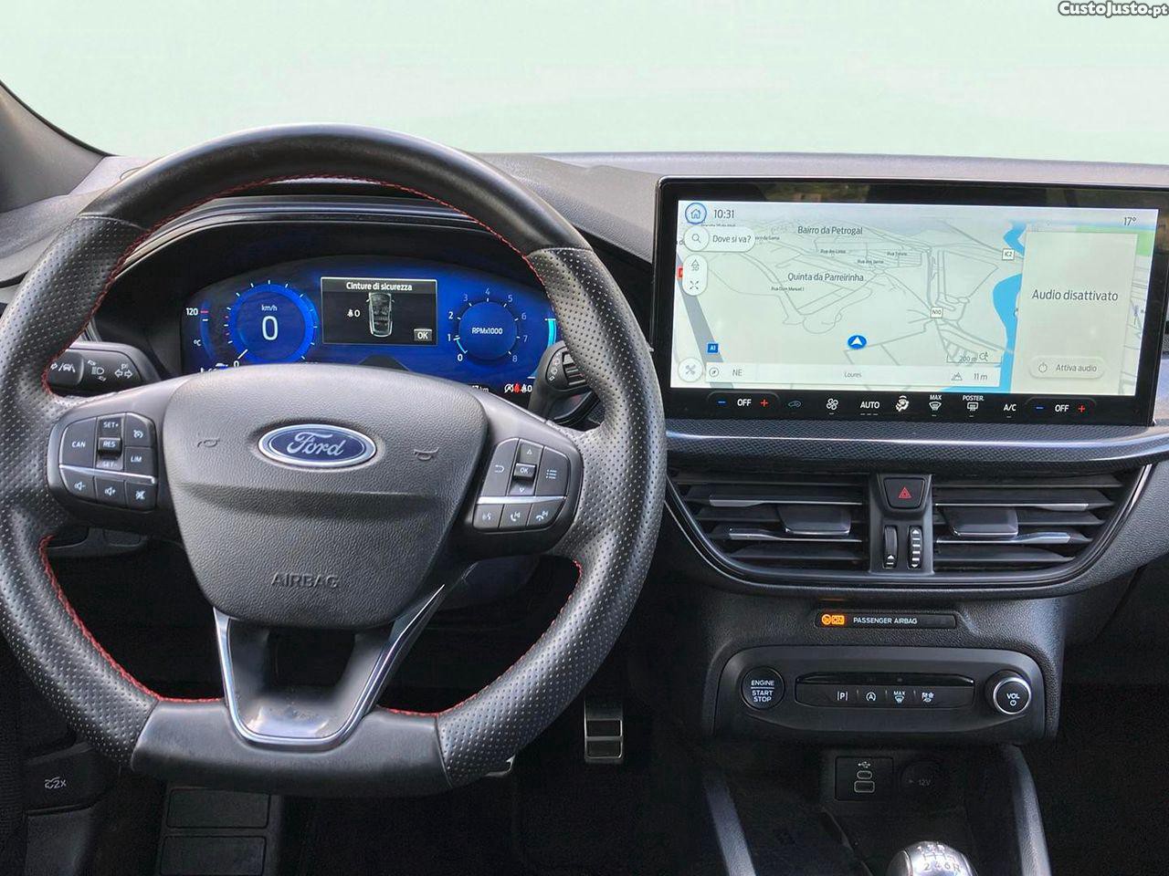 Ford Focus 1.0 EcoBoost MHEV ST-Line — fotografia 8