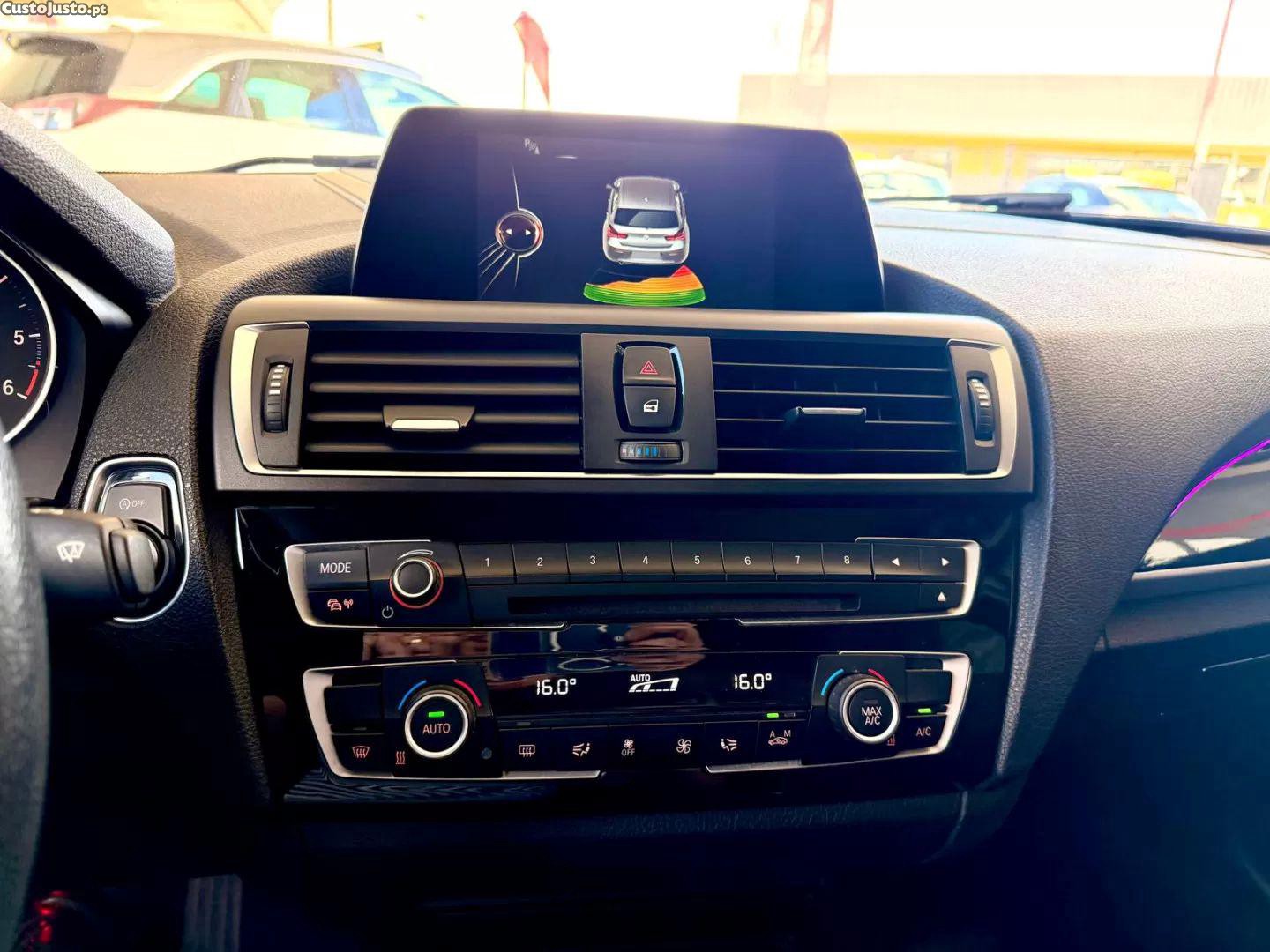 BMW 116 D efficientdynamics edition sport line — fotografia 12