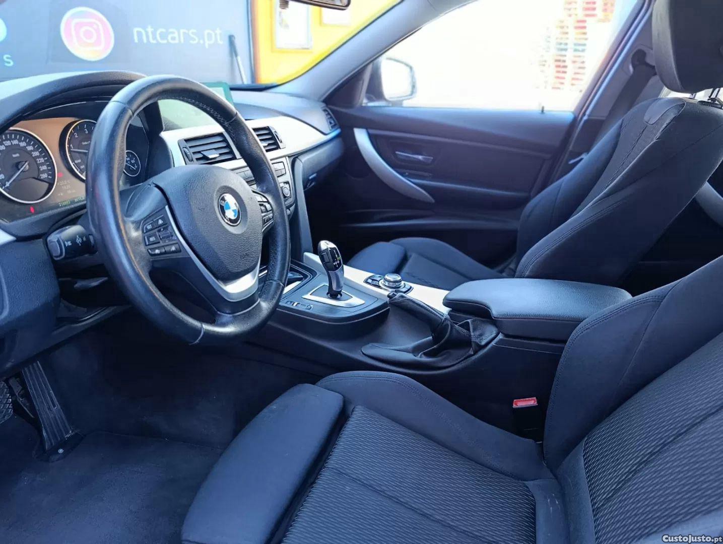 BMW 320 D navigation auto — fotografia 8