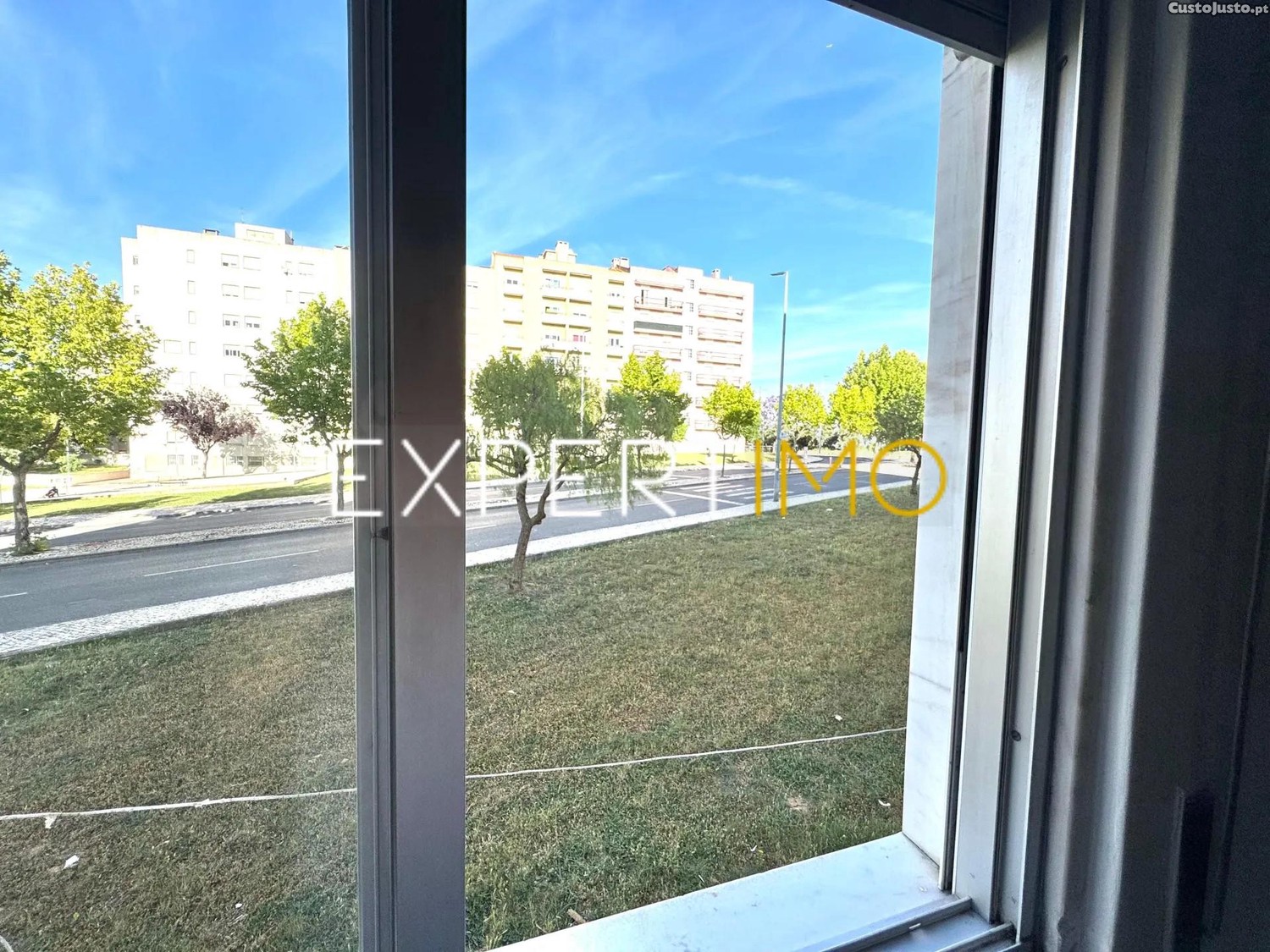 Property in Carregado e Cadafais, Alenquer, Lisboa