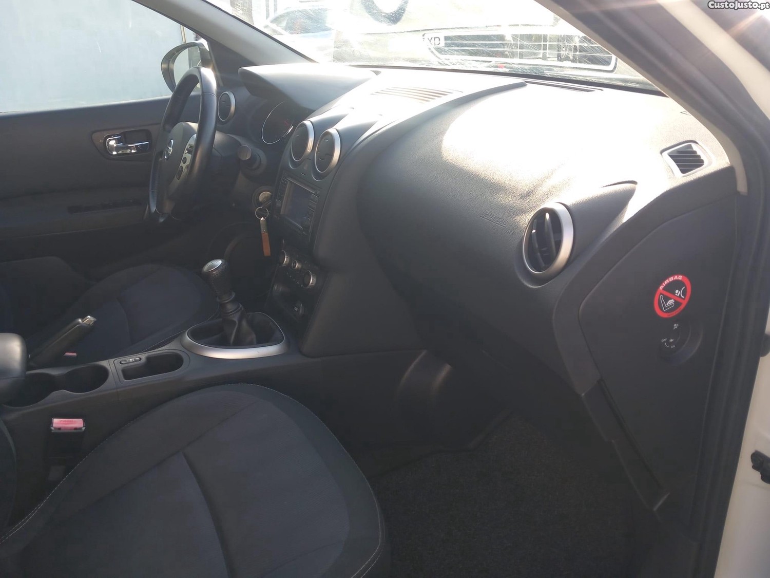 Nissan Qashqai 1.5 dCi Acenta — fotografia 11