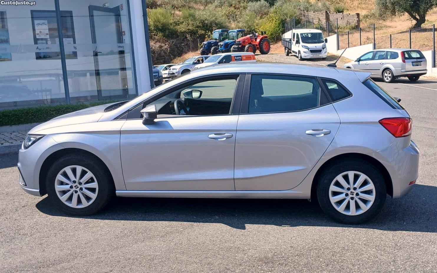 SEAT Ibiza 1.2 TSI Reference — fotografia 9
