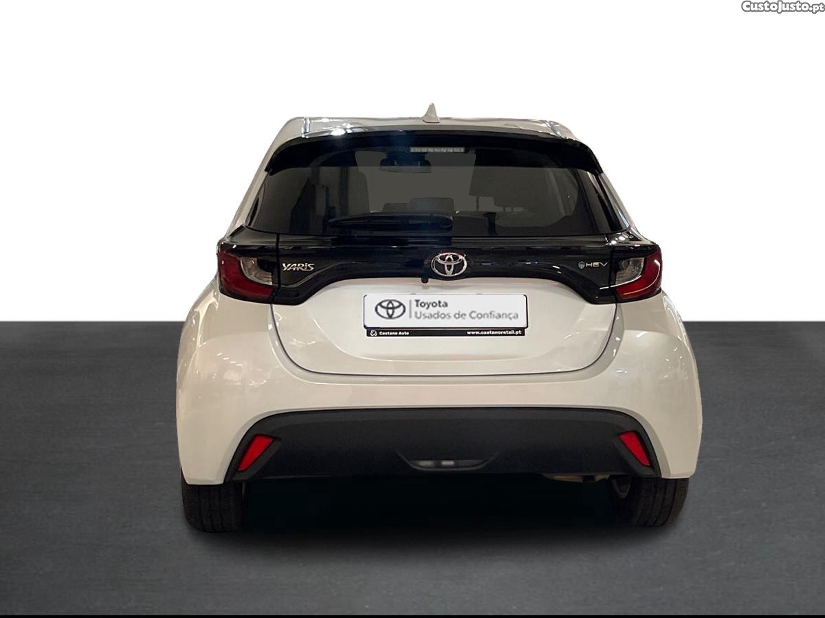 Toyota Yaris 1.5 HDF Comfort Plus — fotografia 12